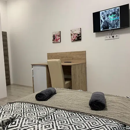 Tiny Apartment *